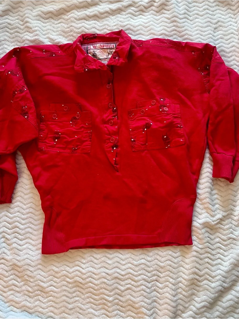 Vintage Women's Red Button-Pocket Pullover Top